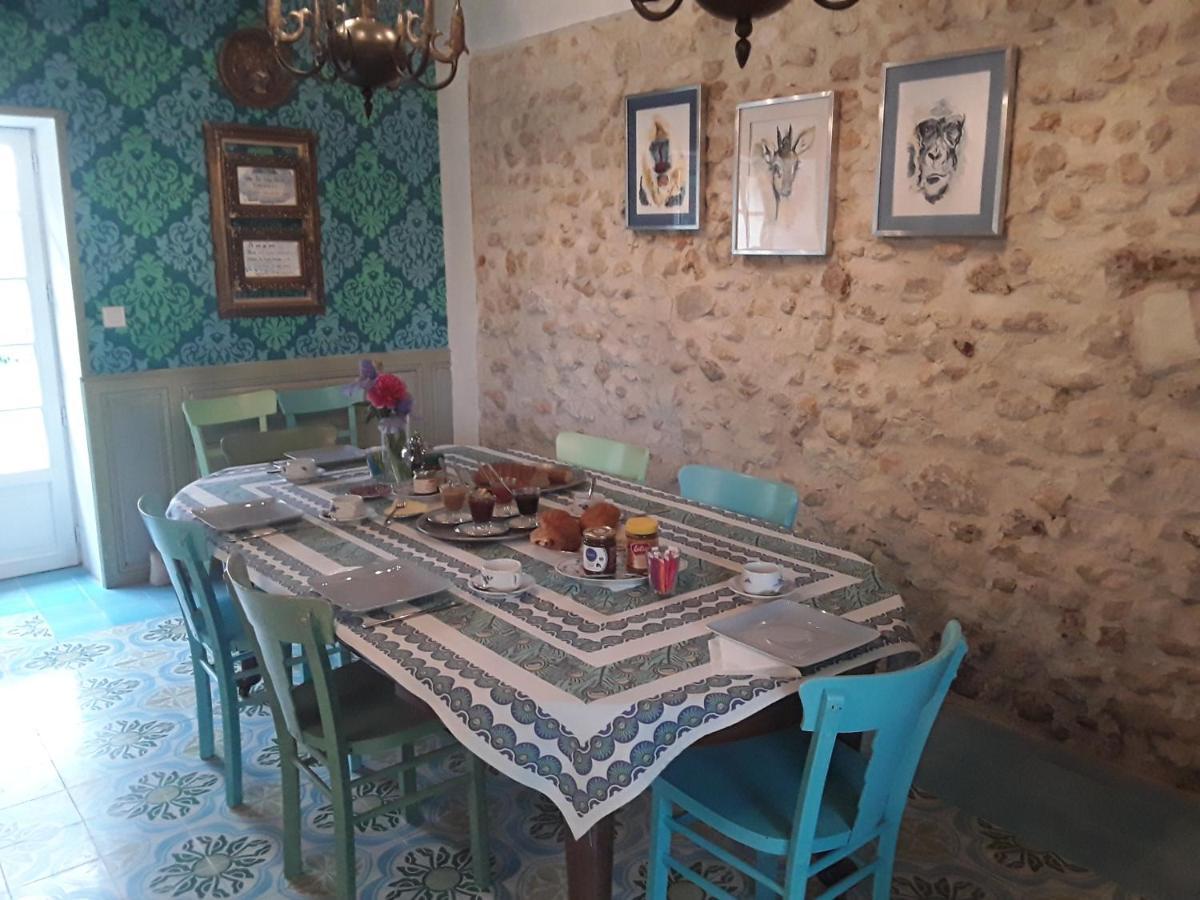 'La Menagerie' Bed & Breakfast Châteauvieux Eksteriør bilde