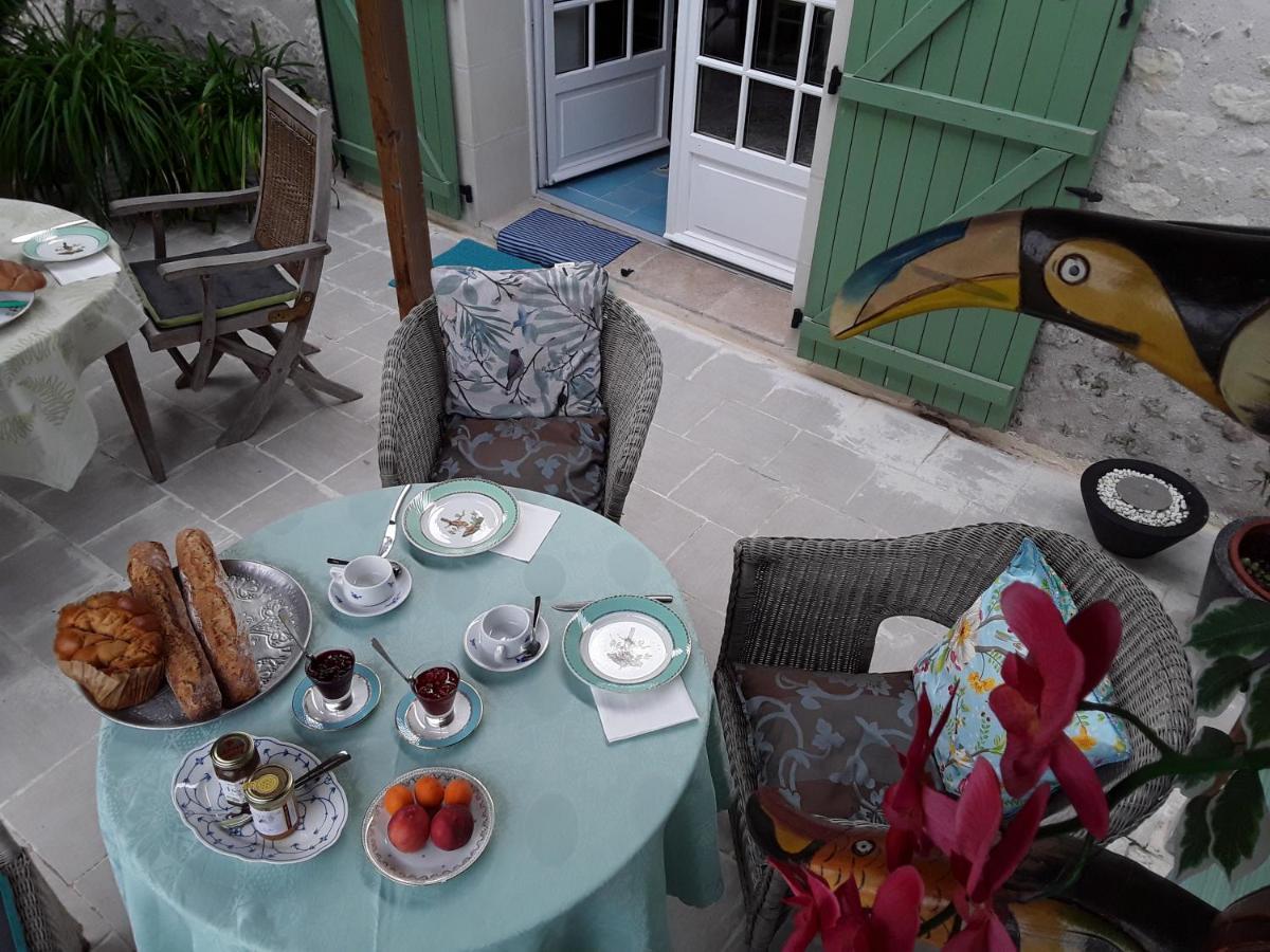 'La Menagerie' Bed & Breakfast Châteauvieux Eksteriør bilde